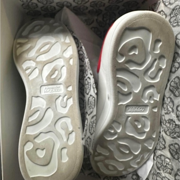 Alexander McQueen oversized sneakers - Picture 2 of 4